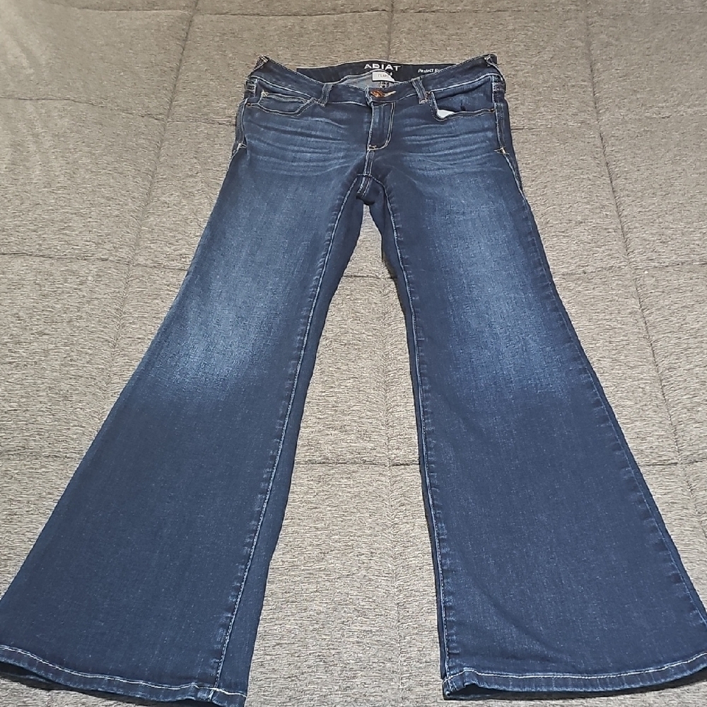 Ariat Women's Blue Flare Jeans Perfect Rise 27s